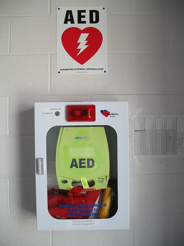 Use of an AED increases your change of surviving a
