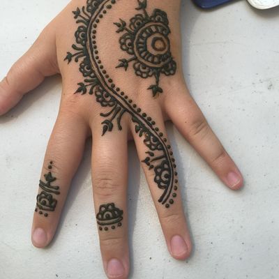 Avatar for Henna by Stephanie