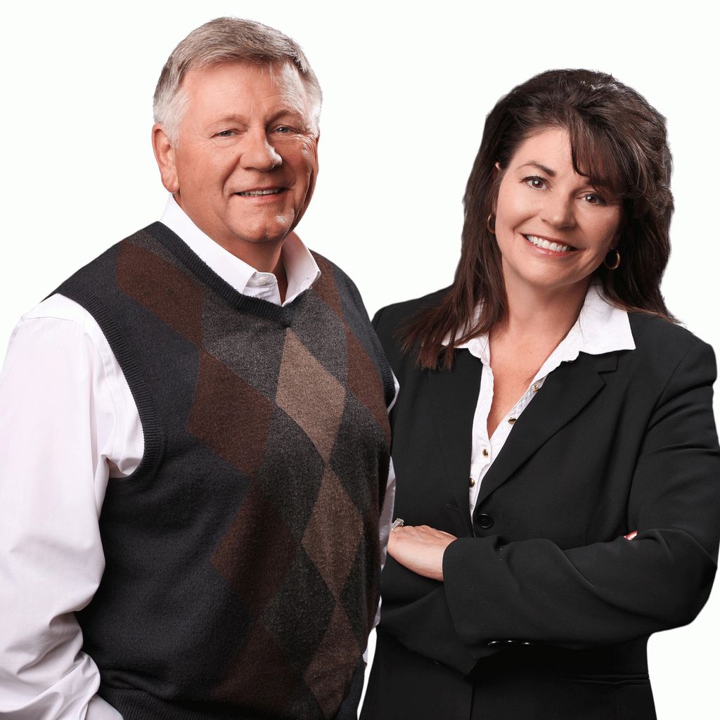 Larry and Connie / Windermere Real Estate/JS