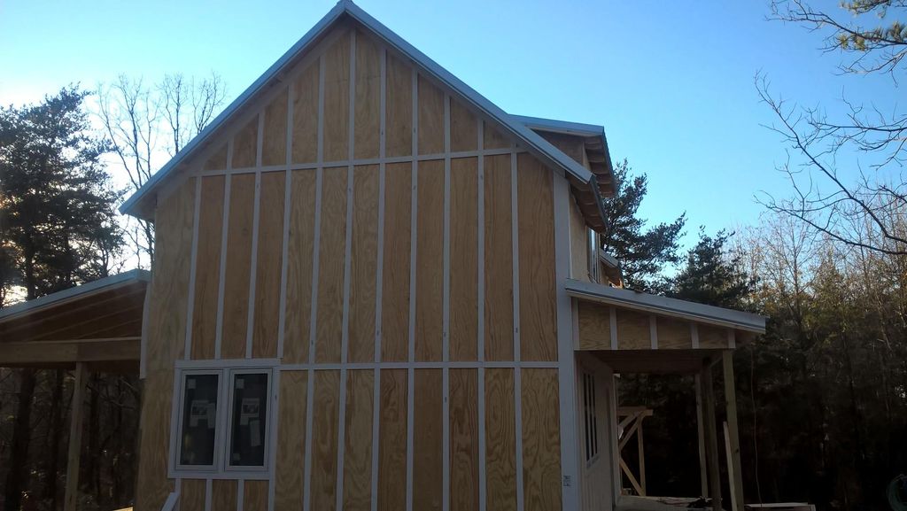 Framing and siding we also painted this house (can