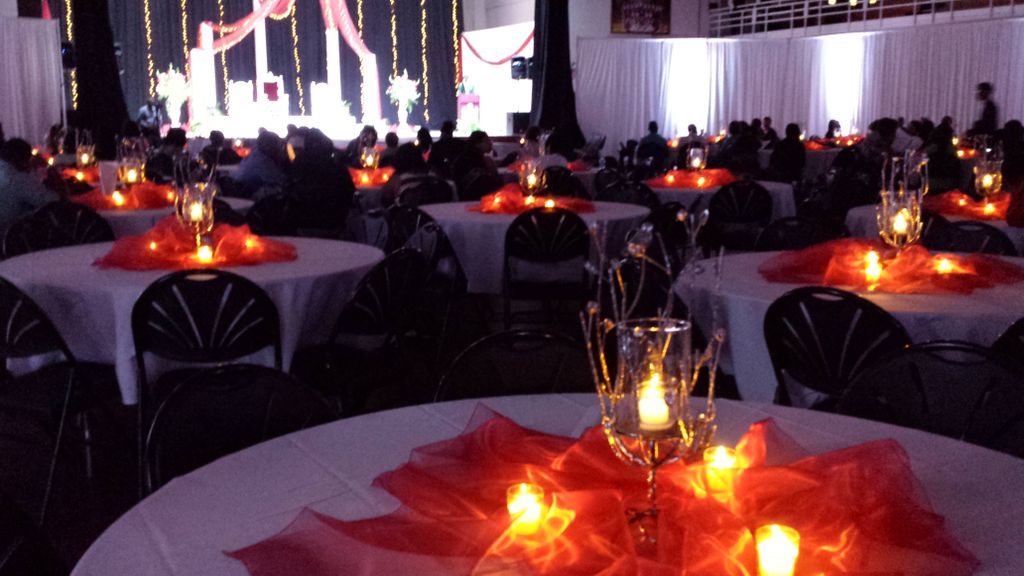 Help setup and decorate  Holiday Parties