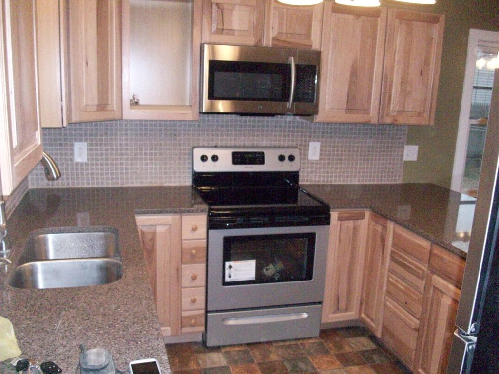 DJS CONTRACTING LLC