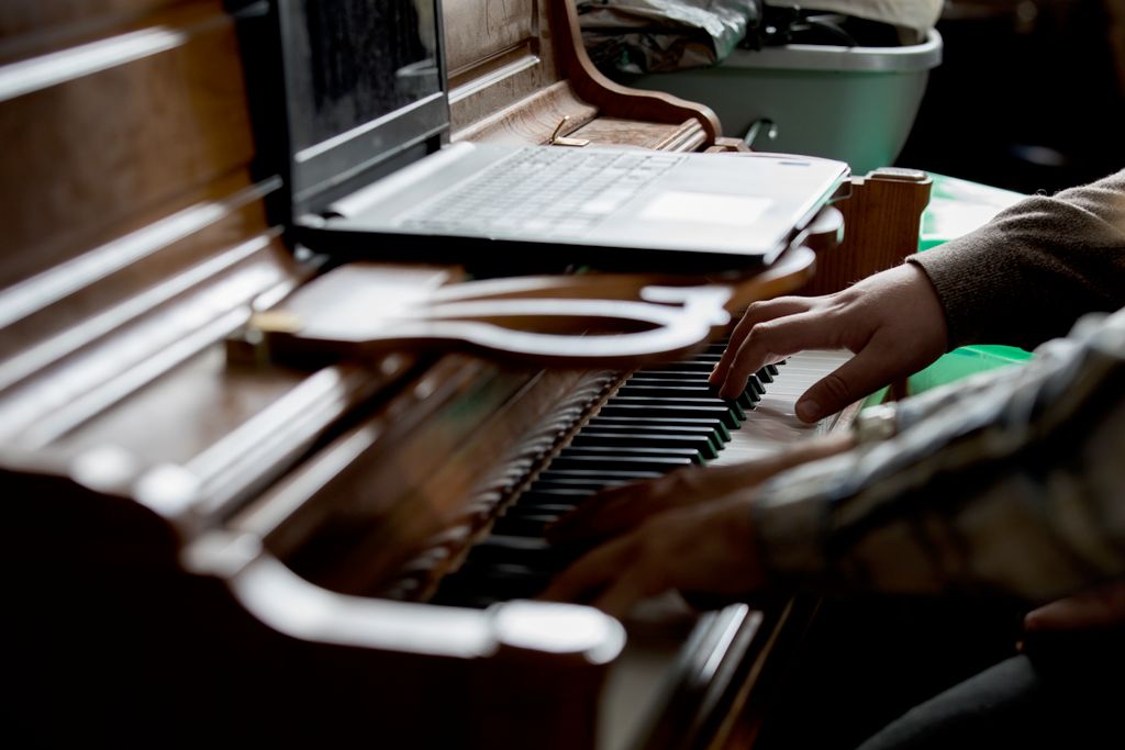 Composition Lessons, using the piano and Sibelius 