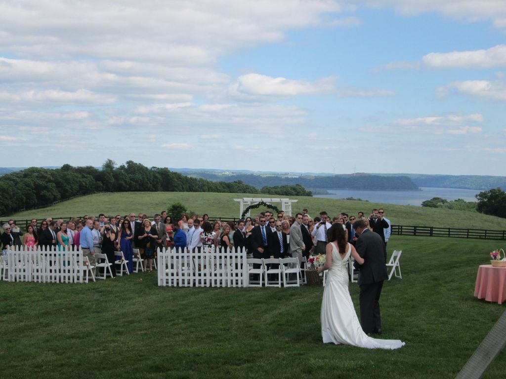 Wedding at Lauxmont Farms !