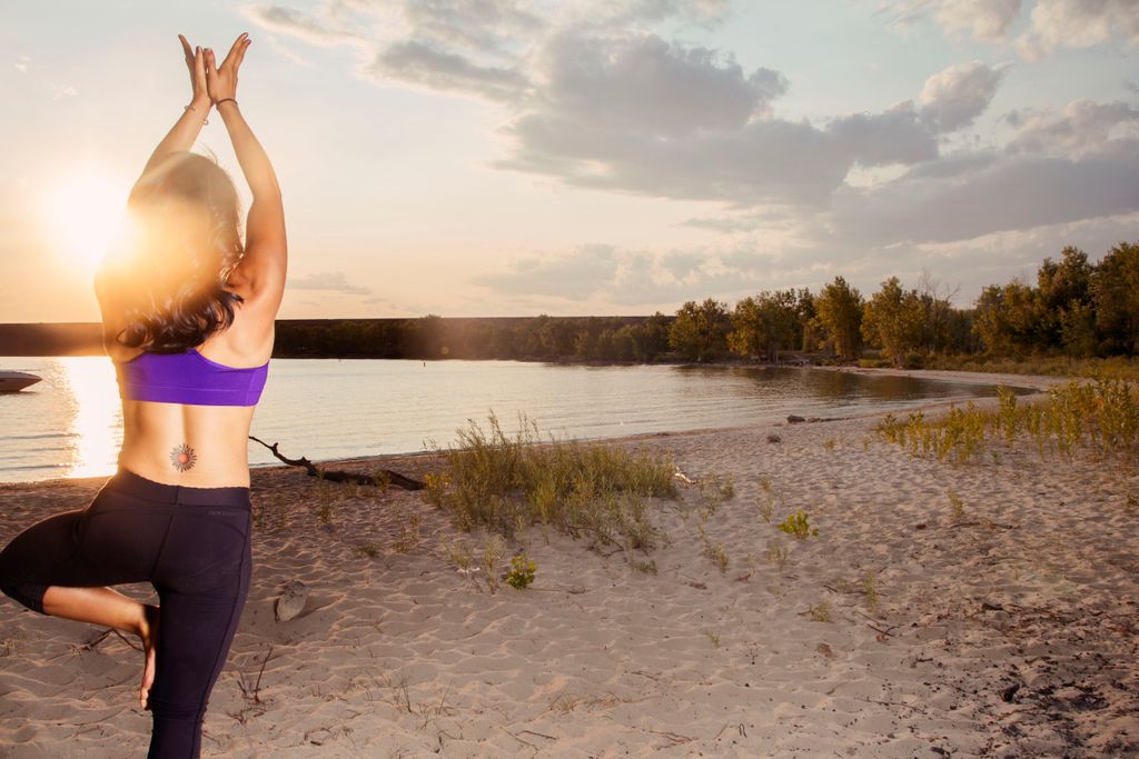 Tree pose at the resevoir