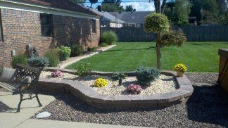 Raised planter with lights