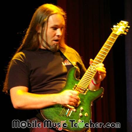 Seth Hollander - Guitar & Bass