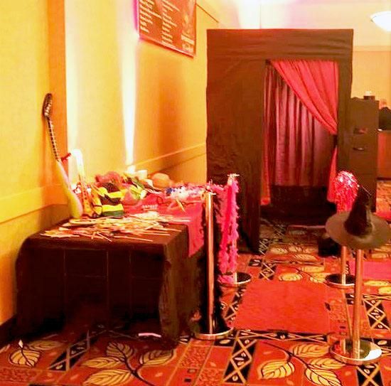 Photo Booth & Props