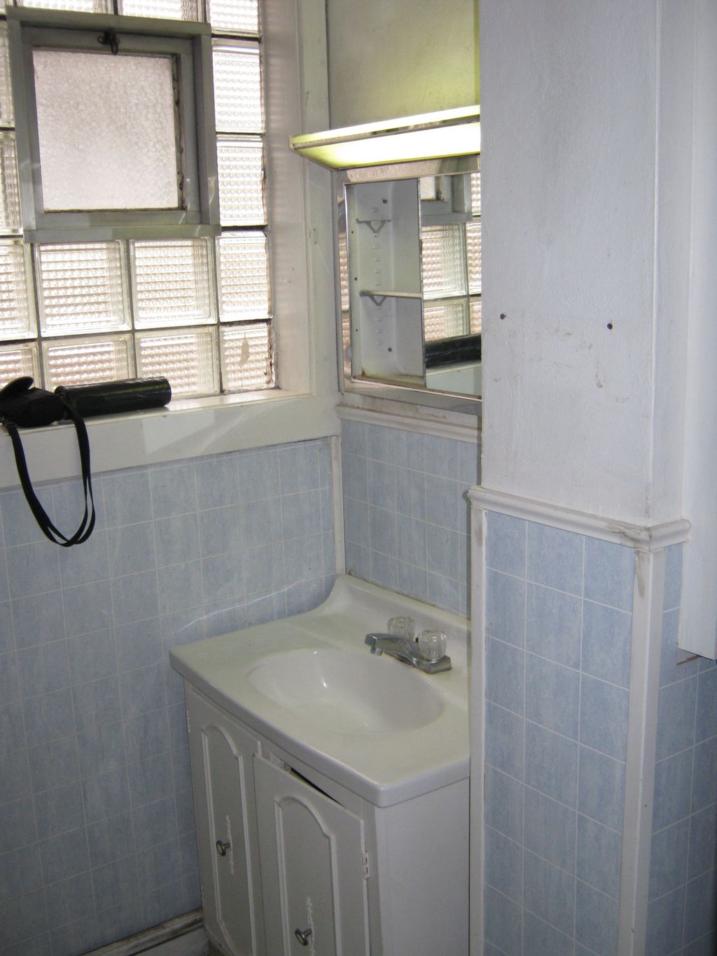 Bathroom remodel before