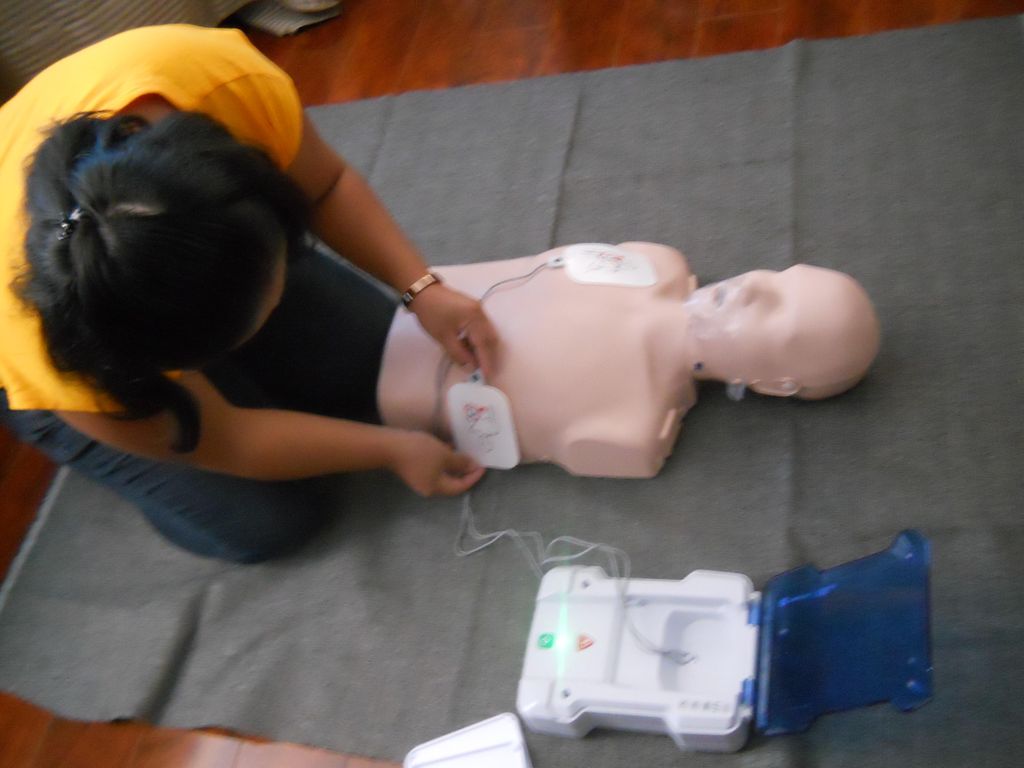 One person training session applying the pads for 