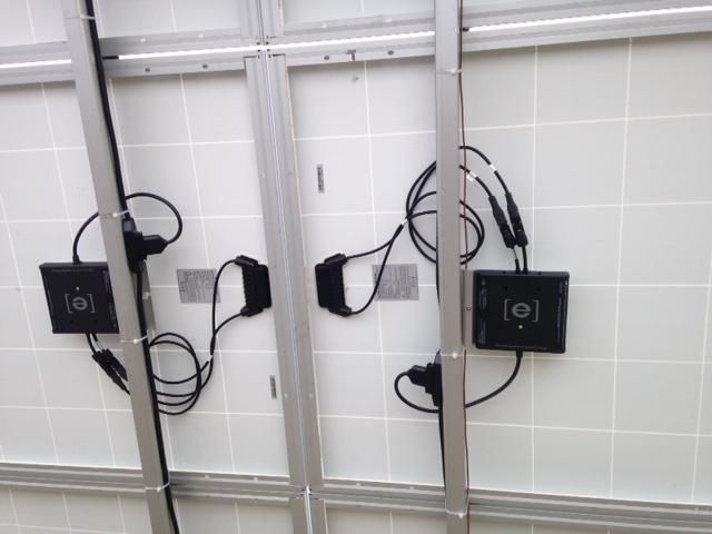 Hook-up of inverters.
