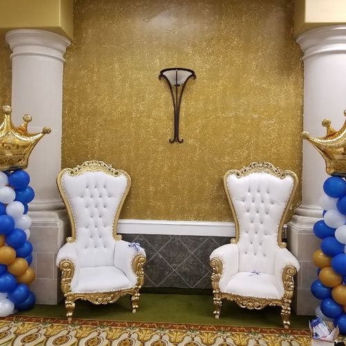 Rent our King & Queen Throne chairs 