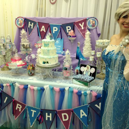 Queen Elsa & our Candy Buffet