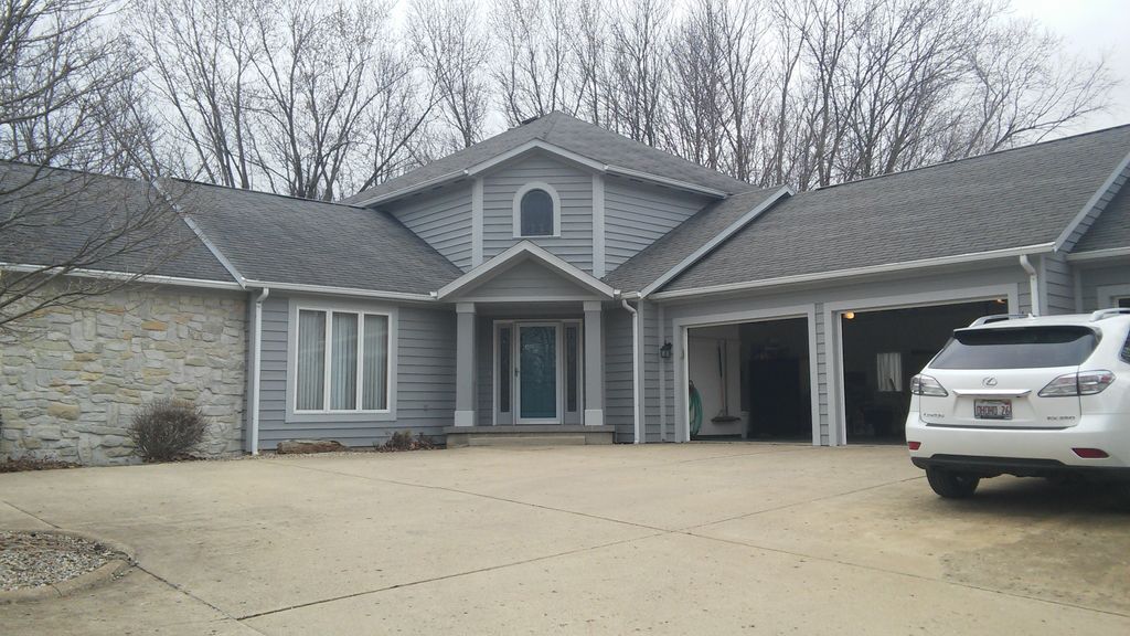 Full exterior and replacing of some broken boards