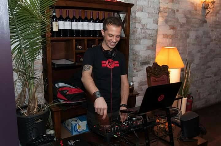 Dar 525 Williamsburg, Brooklyn.