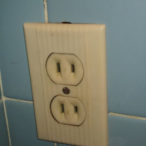 2 prong outlets