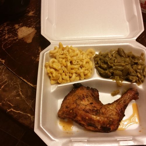 Grilled Chicken, Mac-n-Cheese, Green Beans