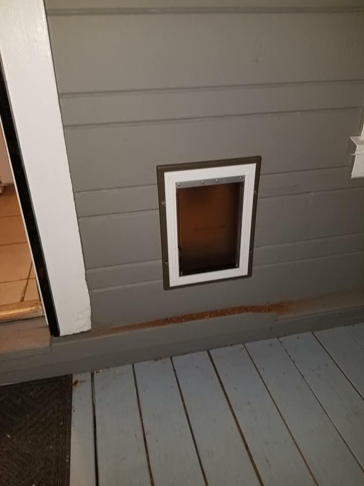 Doggy door installation 