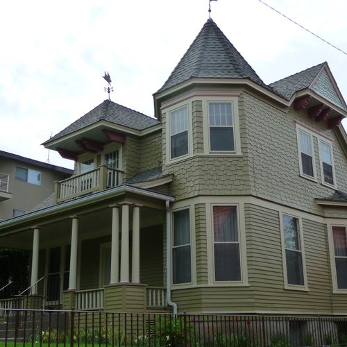 Custom 5 Color Paint Job on a South Hill Victorian