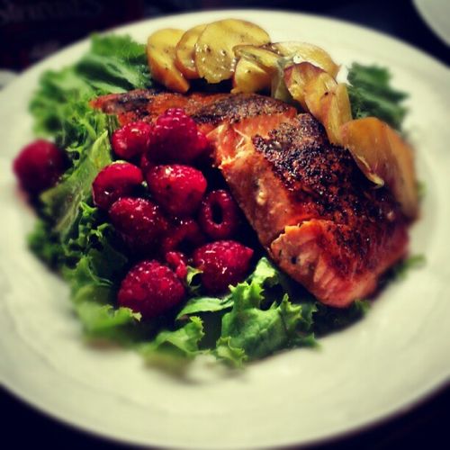 Grilled Salmon Salad with Apples, Raspberries, and