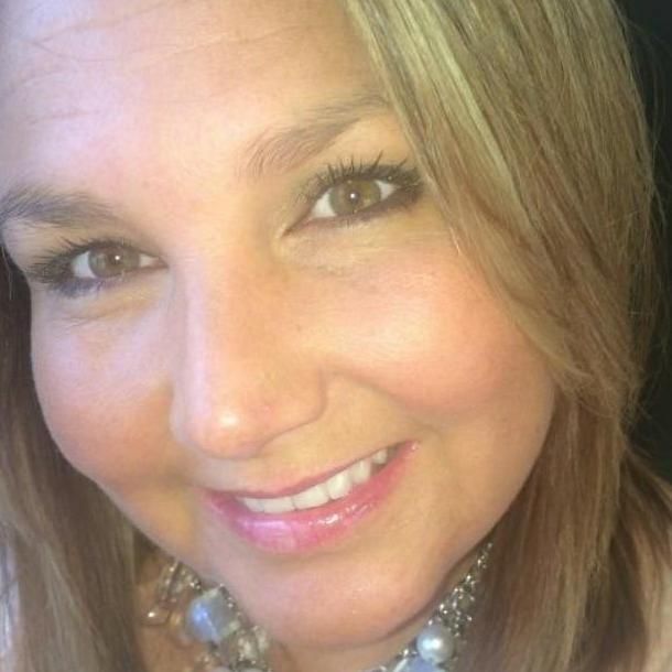 Nicole Lombardo- cleaning service