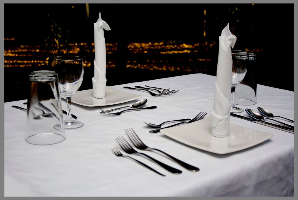 Secluded Outdoor Moonlight Dinner for Two