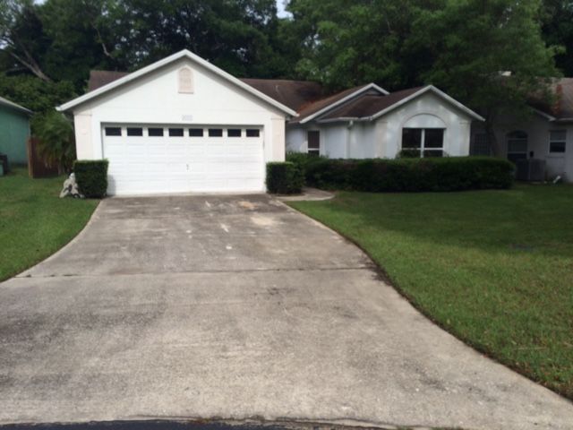 A property I maintain. grass cut and hedge trim
Or