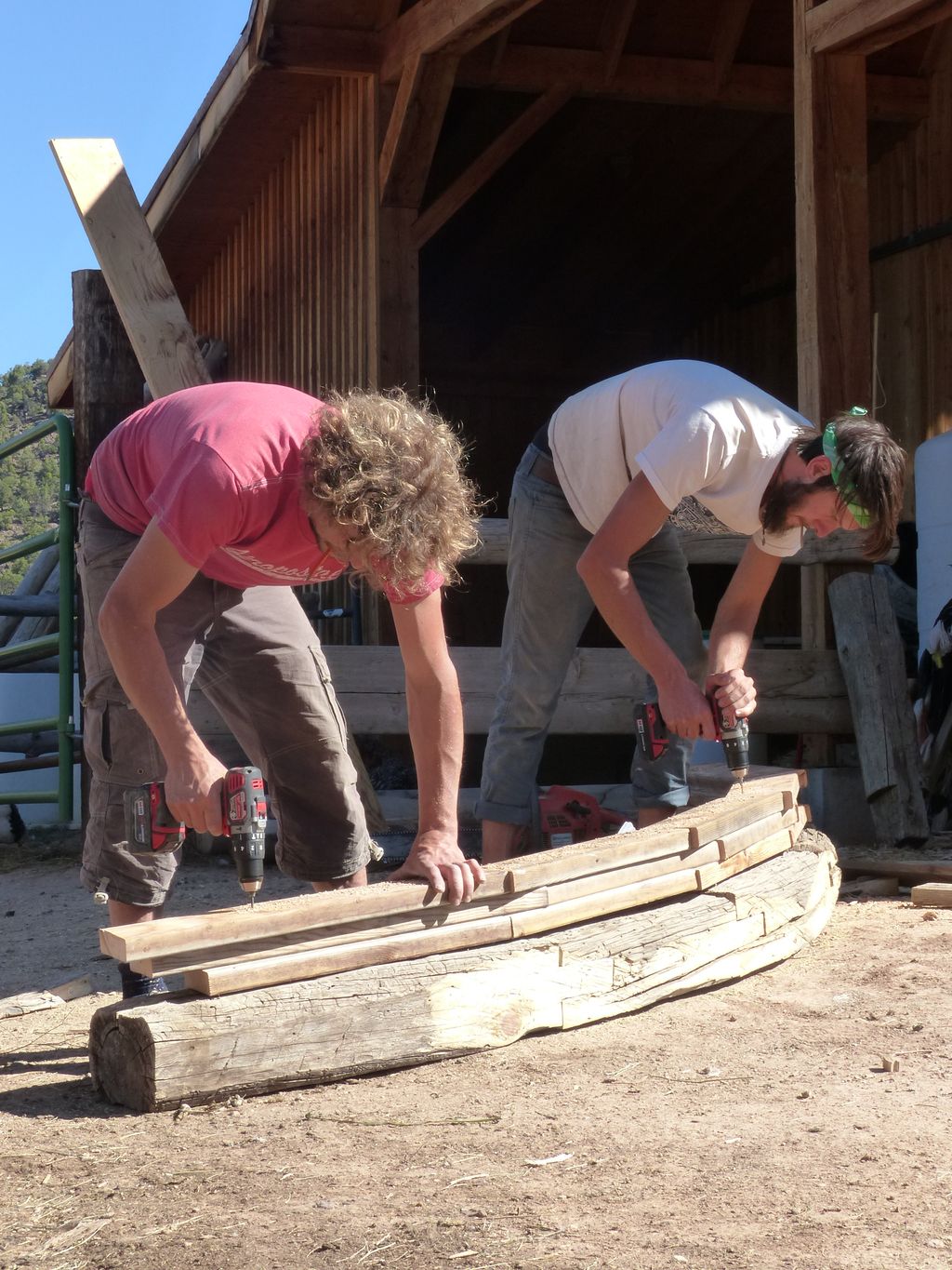 Team work. Giom and I working on the cob oven shel