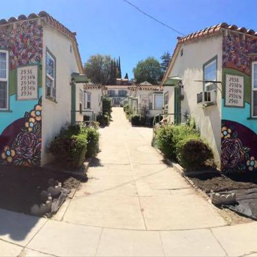 "Ivanhoe Love"  located in the heart of Silverlake
