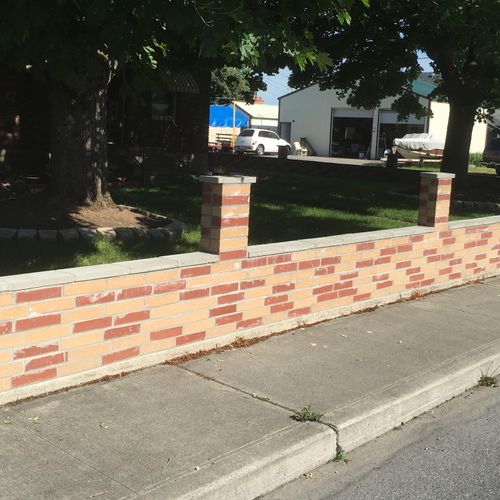 Simple and Tye brick fence