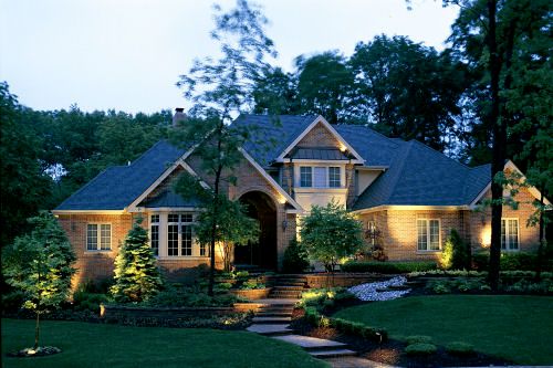 Looking for landscape lighting? 
Call us for a FRE