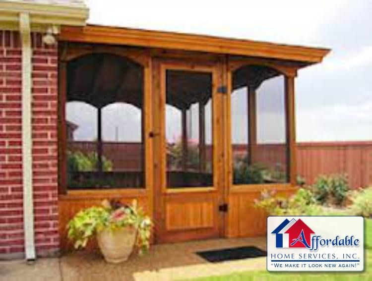 Custom built screen porch by Affordable Home Servi