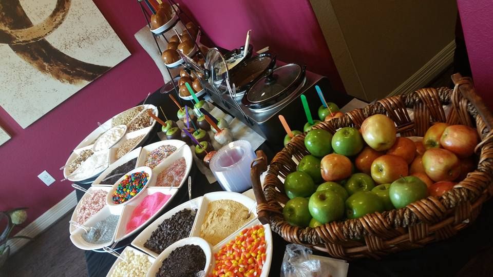 Candy Apple Bar with 21 Toppings
