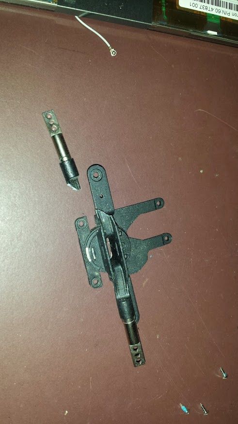 Client's Thinkpad wasn't able to hold up the scree