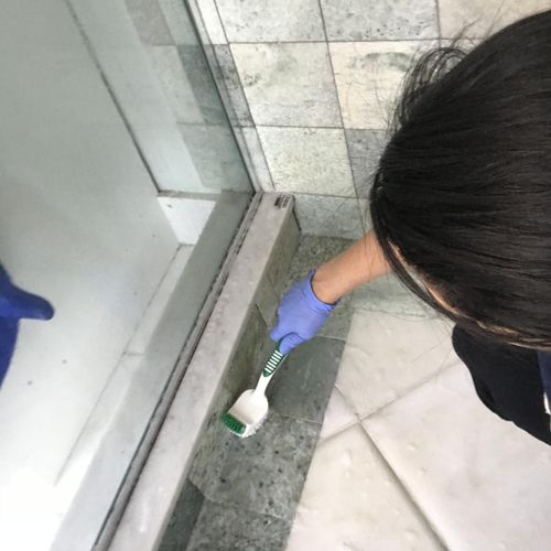 Brushing the whole shower floor