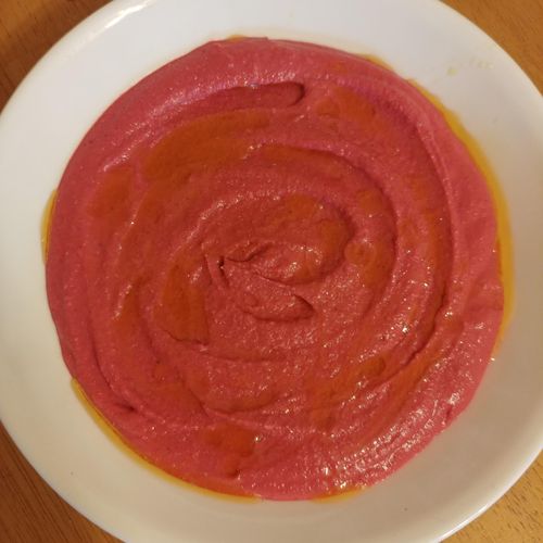 Made hummus with a beet ;)