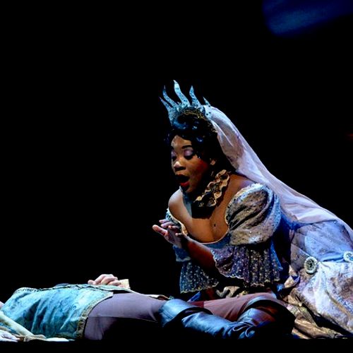 Alexis Davis Hazell in Phoenix Opera's Magic Flute