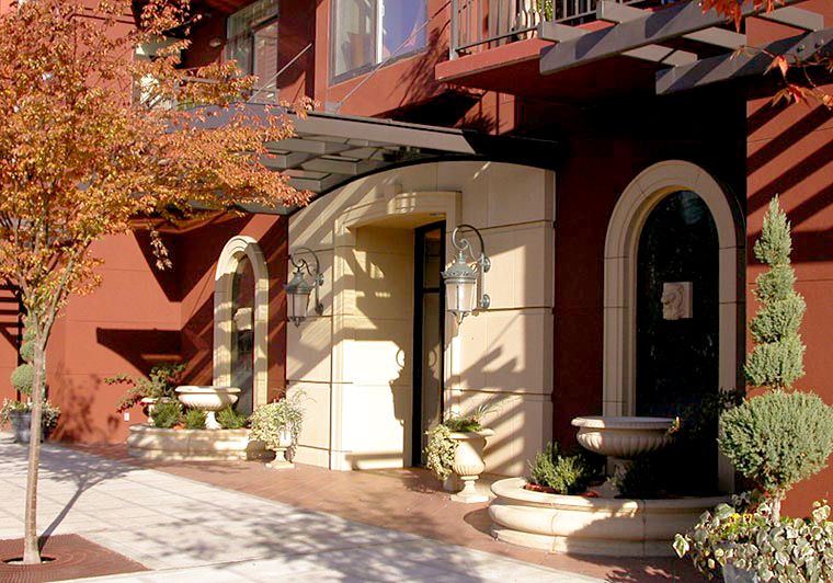 Located in a fast growing corner of downtown Belle