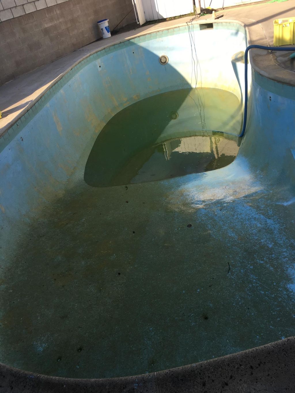 Beginning of chlorine wash.