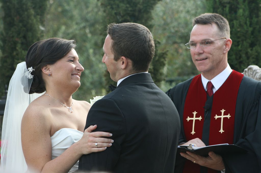 Karen and Nick just before they kissed for the fir