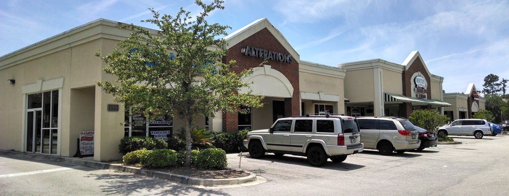 Shoppes at South Hampton at 155 Hampton Point Dr, 