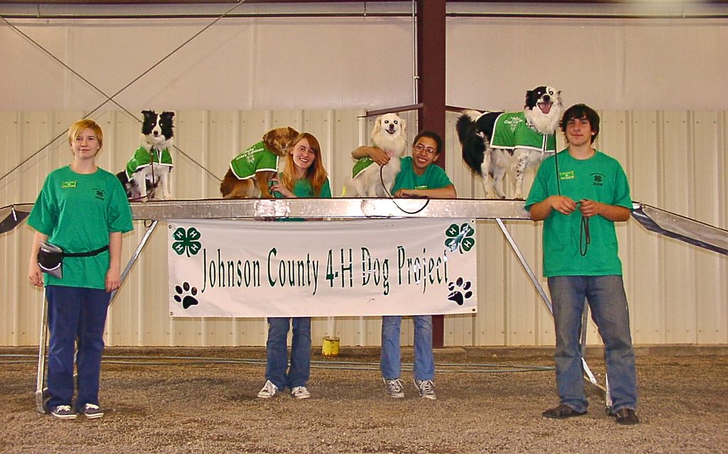 2014 4H Therapy Dog Team visit to the Wyoming Life