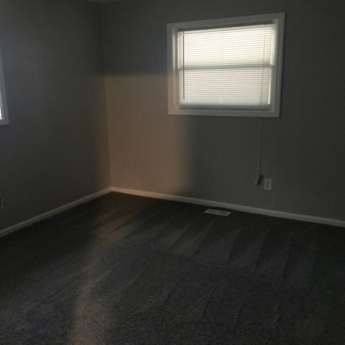 New Carpet, new paint, & new blinds