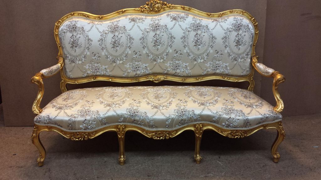 Mediterranean sofa - after.