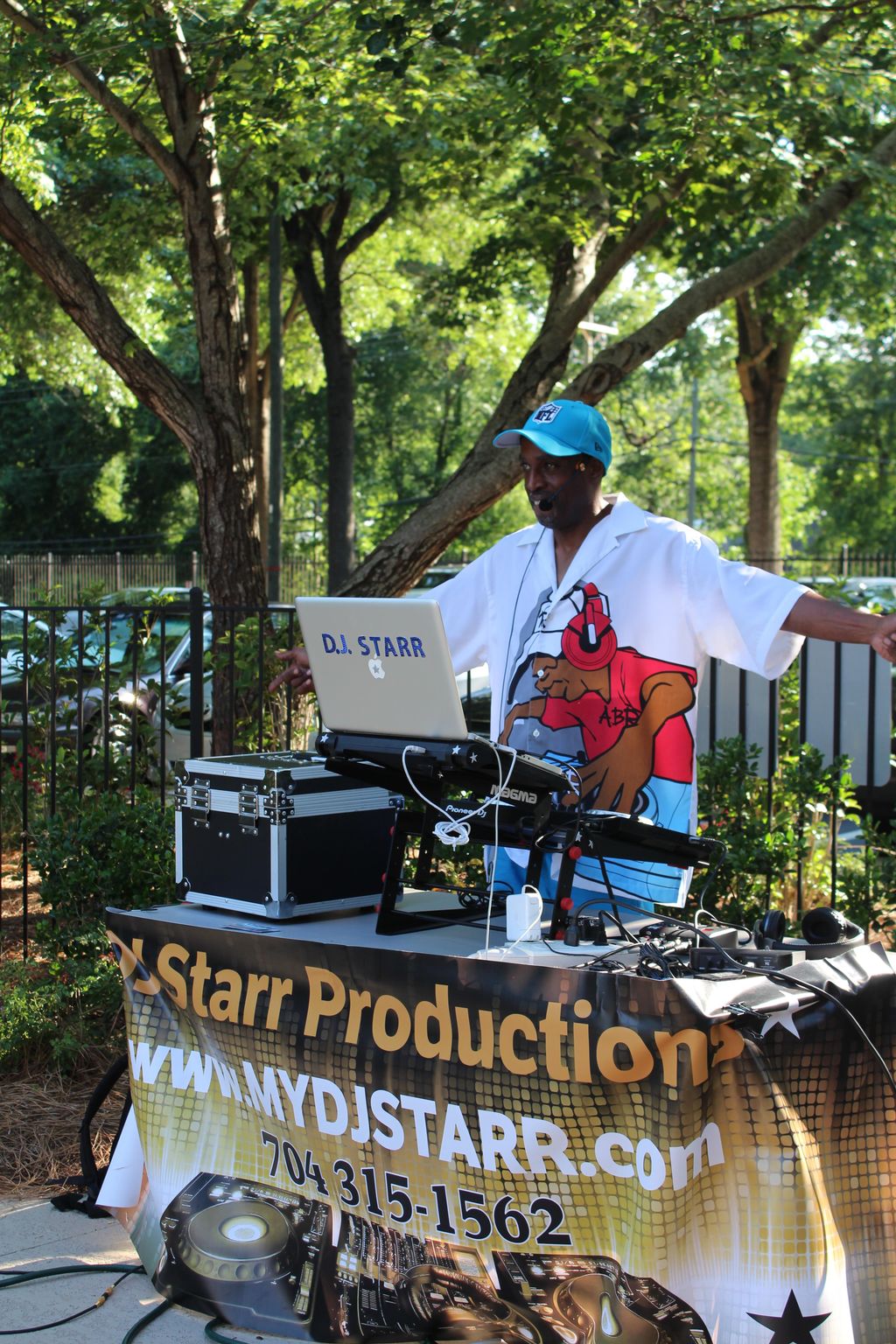 D.J. Starr Entertainment