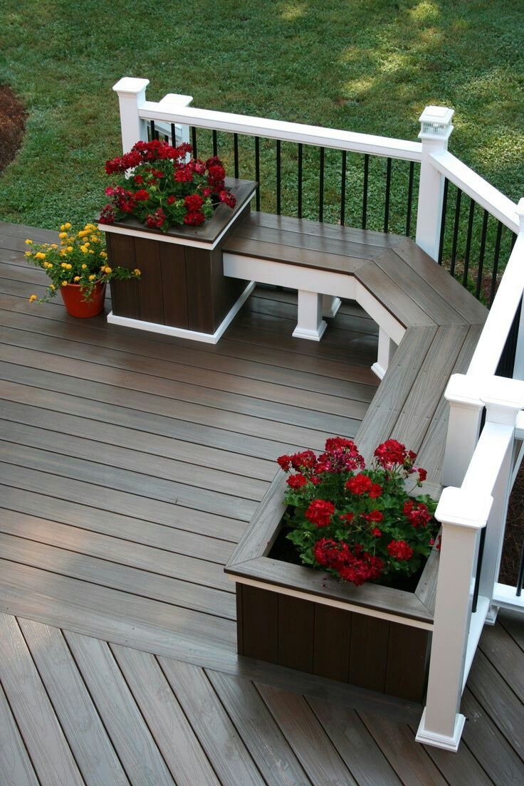 M&M Decks and Fencing