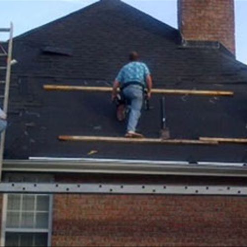 Residential roofing job