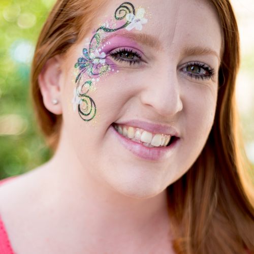 Simple face paint design that is popular with adul