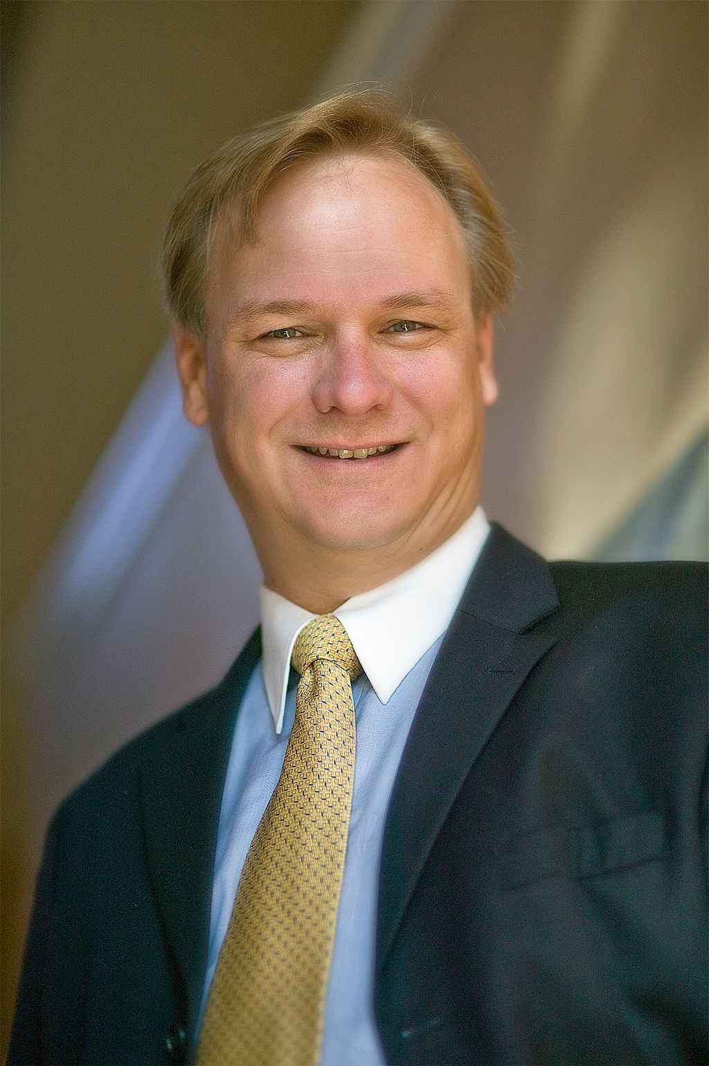 Business head shot for LinkedIn, Facebook and busi