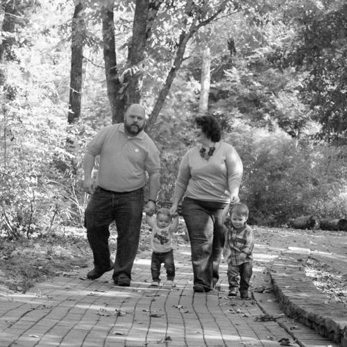 Family session at Clemson Botanical Gardens